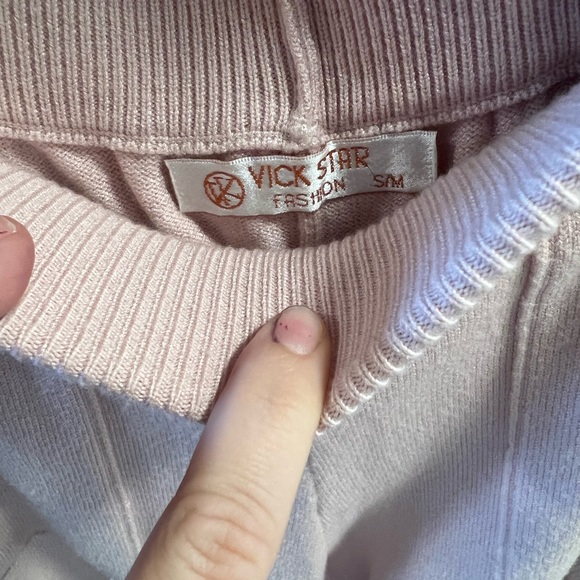 Sweatsuit - Picture 3 of 5